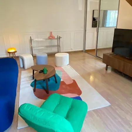 Pavillons Cosy 塞纳河畔皮埃尔菲特